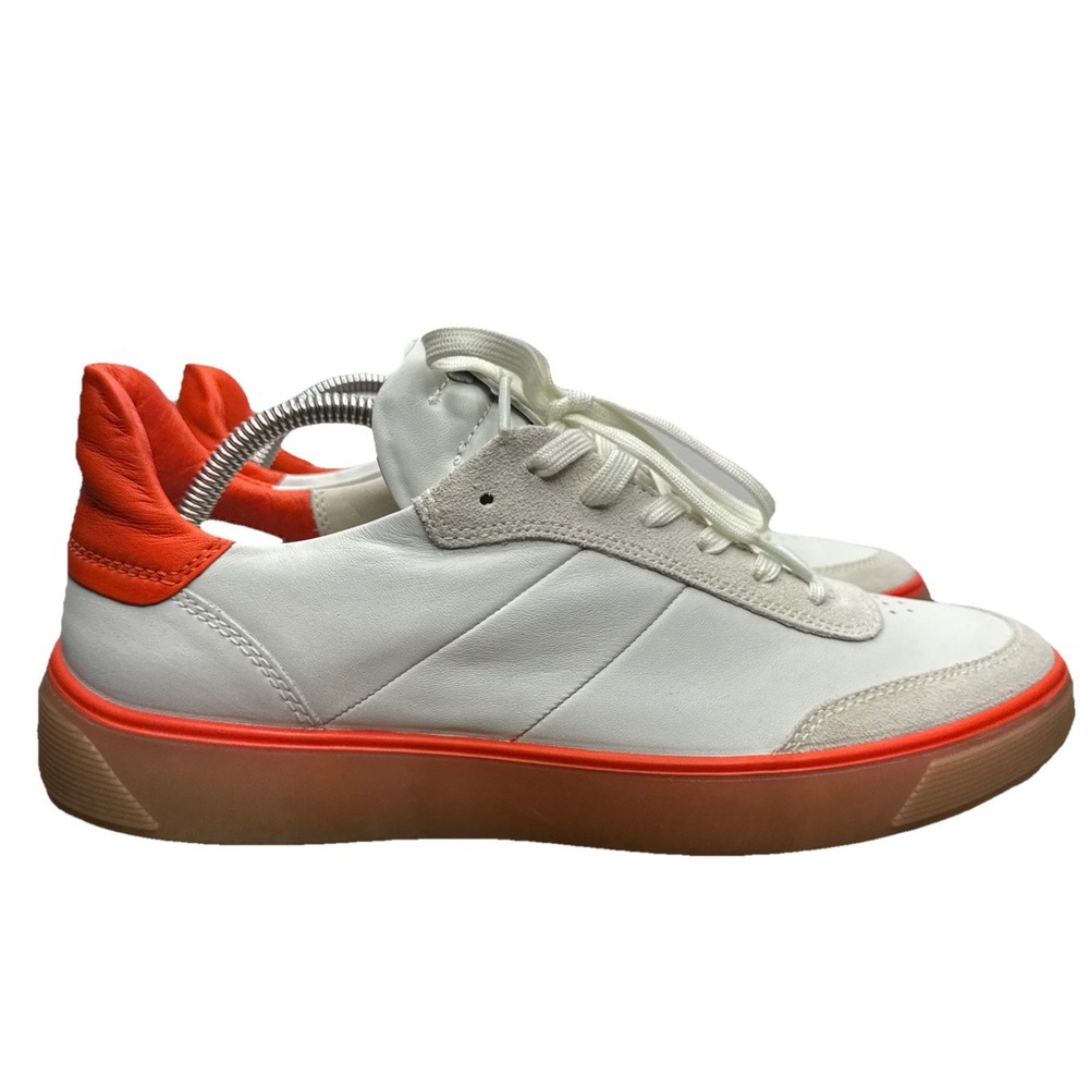 Size 9-9.5M - ECCO Men's Street Tray Urban Sneaker Shadow White White Fire